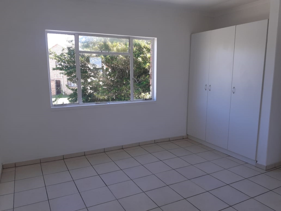 To Let 3 Bedroom Property for Rent in Kabeljauws Eastern Cape